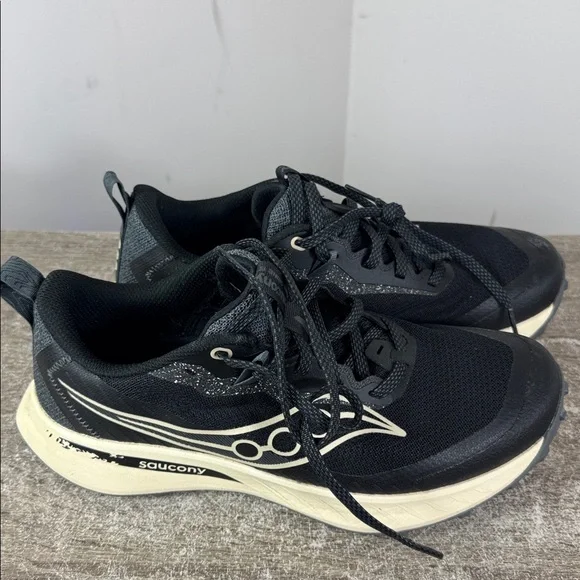 Saucony Women's Peregrine 15 Shoe Size 9.5 black cream trail walk hike outdoor - Picture 2 of 7